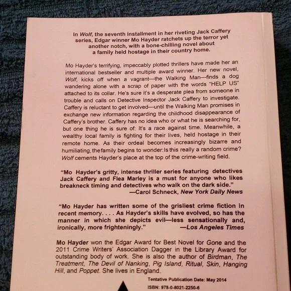 Wolf - Picture 2 of 4